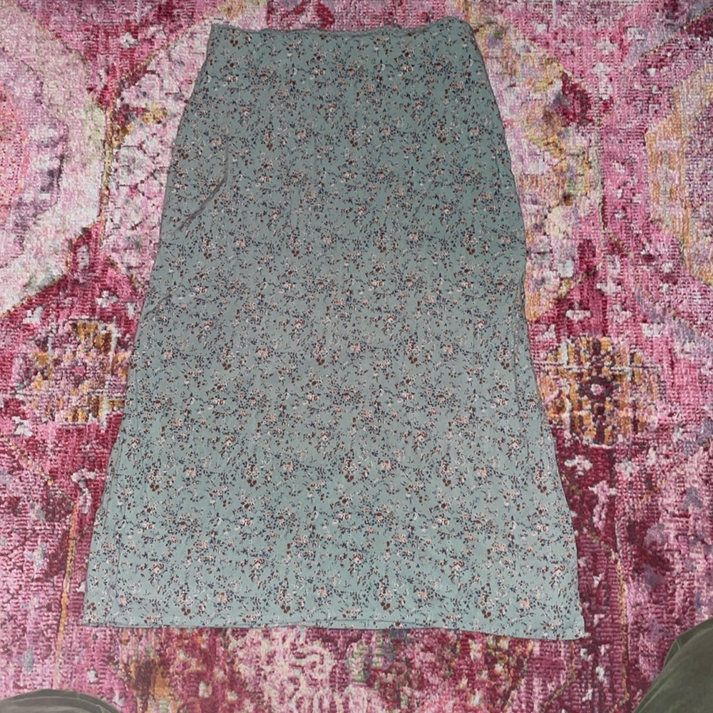 brandy melville midi floral skirt with slit
